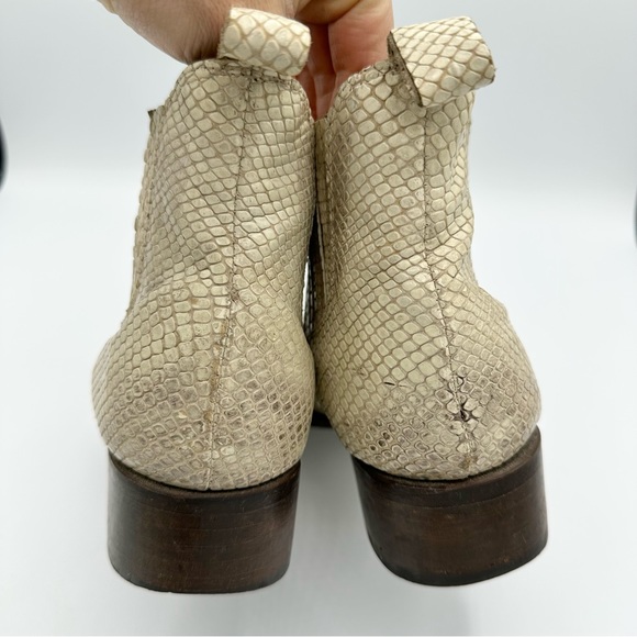 Freebird by Steven Lasso Ankle Boot white snake distressed cowgirl western - Picture 7 of 11